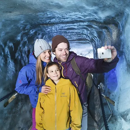 Haus Binder アパート *