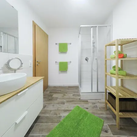 アパート Haus Binder ノイシュティフト・イム・シュトゥーバイタール